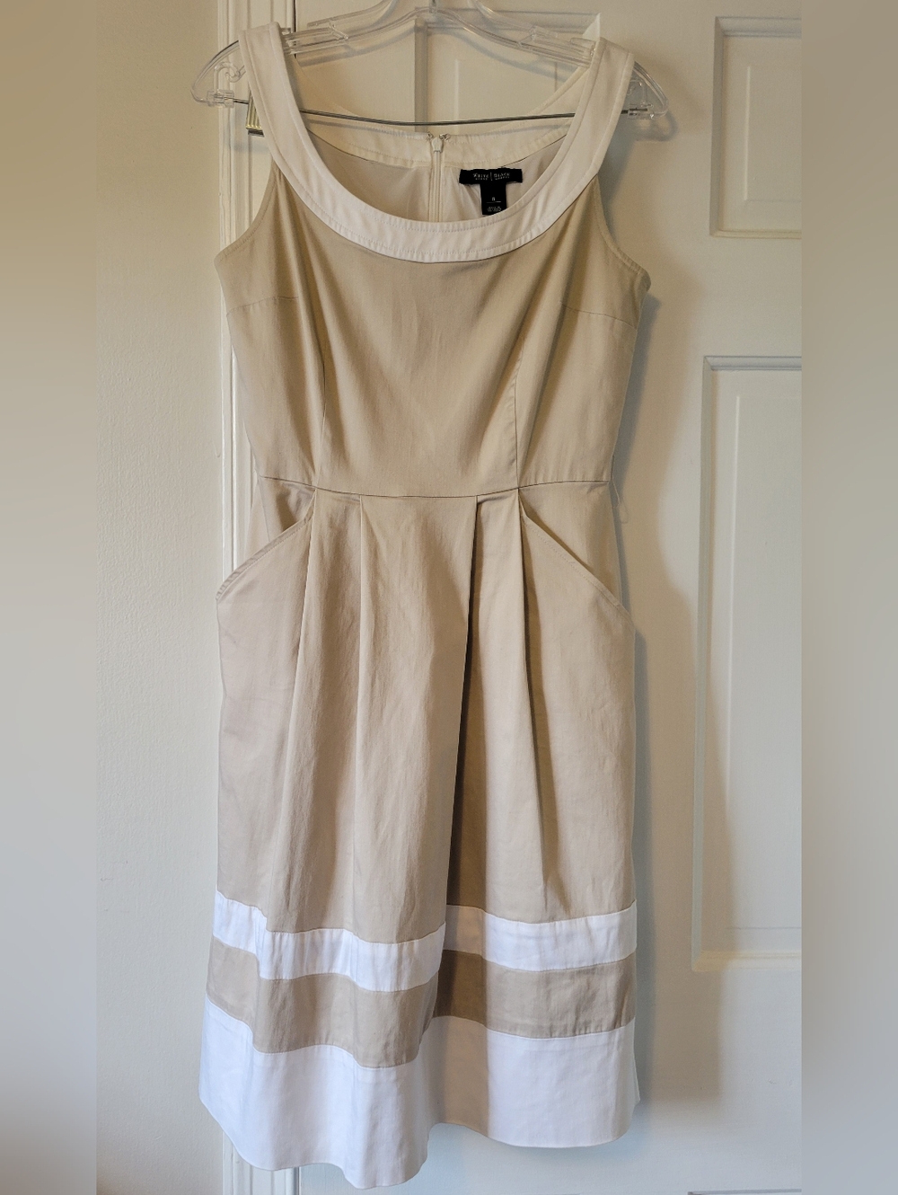 White House Black Market Beige & White Sleeveless Pleated Dress